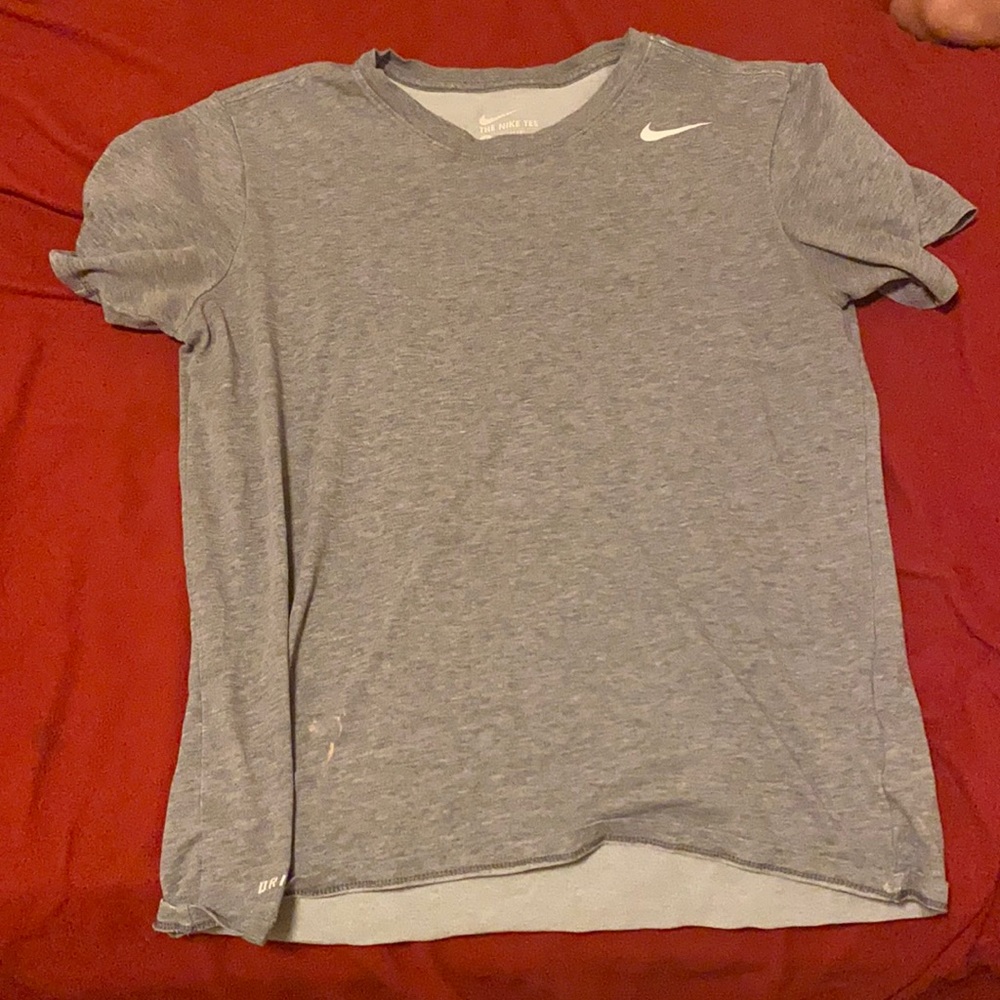 Men’s athletic fit Nike t shirt